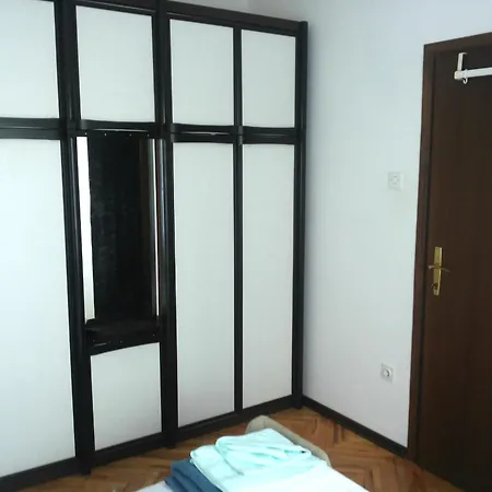 With A Parking Space - 11479 نوفي فينودولسكي