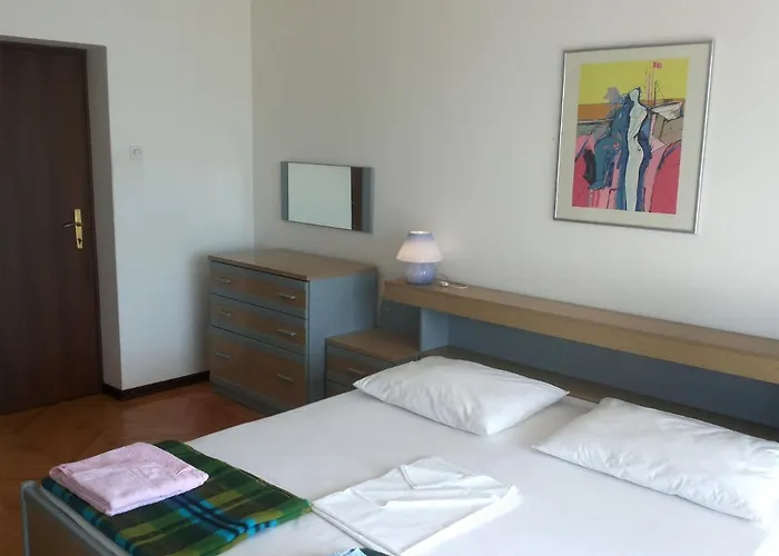 Appartement With A Parking Space - 11479
