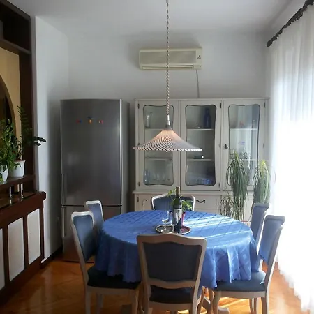 With A Parking Space - 11479 Apartament Novi Vinodolski